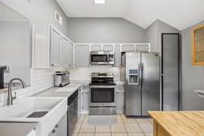 563 Lee Drive - Photo 10