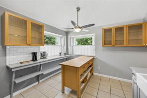563 Lee Drive - Photo 12