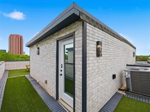 1920 Caddo Street - Photo 33