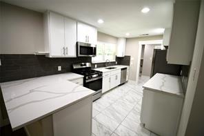 1015 Mitchell Road - Photo 2