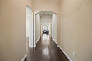 338 Wyndale Drive - Photo 2