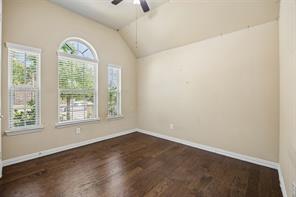 338 Wyndale Drive - Photo 3