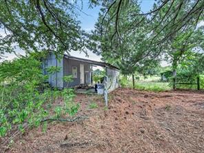 8846 County Road 2448 - Photo 16