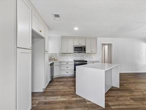 8846 County Road 2448 - Photo 8