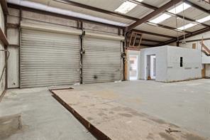 901 E Dallas Avenue - Photo 18