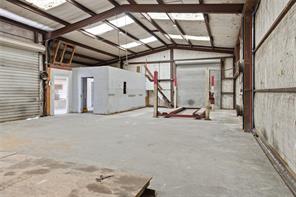 901 E Dallas Avenue - Photo 25
