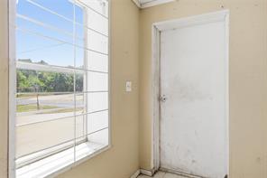 901 E Dallas Avenue - Photo 30