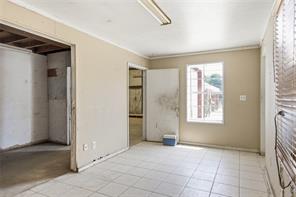 901 E Dallas Avenue - Photo 31
