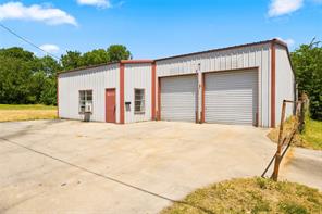 901 E Dallas Avenue - Photo 37