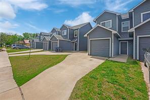1608 Ash Crescent Street - Photo 1