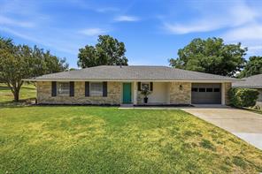 108 E 5th Street - Photo 1