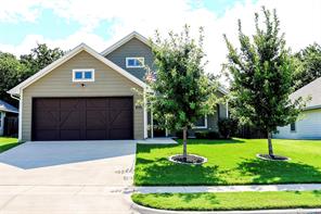 213 Clover Circle - Photo 1