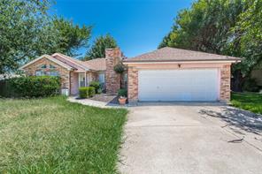 303 Shirley Drive - Photo 3