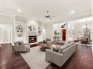 2706 Foxboro Drive - Photo 4