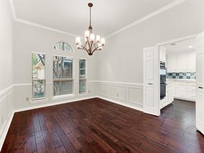 2706 Foxboro Drive - Photo 8