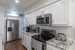 8073 Bonnie Circle - Photo 7