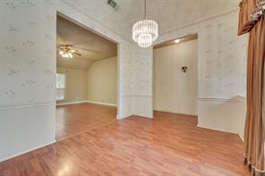 1022 Oak Tree Drive - Photo 11