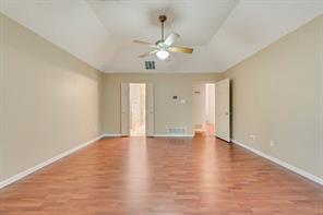 1022 Oak Tree Drive - Photo 13