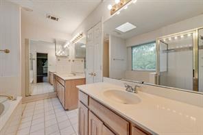 1022 Oak Tree Drive - Photo 14
