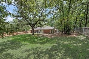 1022 Oak Tree Drive - Photo 24