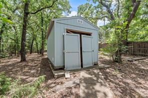 1022 Oak Tree Drive - Photo 36