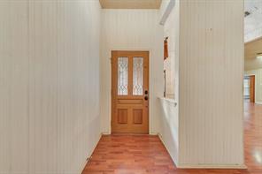 1022 Oak Tree Drive - Photo 4
