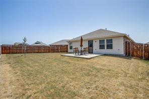 425 Sweet Shade Lane - Photo 1