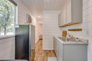 897 N Wilson - Photo 33