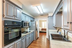857 Chaucer Drive - Photo 7