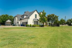 1600 Windmill Court - Photo 2