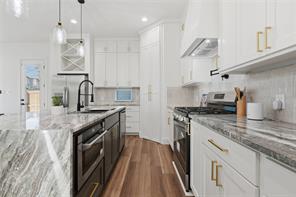 6200 Carlton Garrett Street - Photo 11