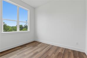 6200 Carlton Garrett Street - Photo 19