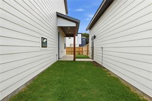 6200 Carlton Garrett Street - Photo 34