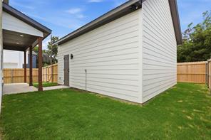 6200 Carlton Garrett Street - Photo 35