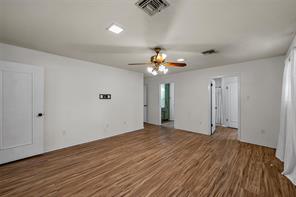 7024 Cheshire Drive - Photo 11
