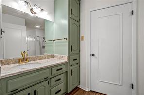7024 Cheshire Drive - Photo 12