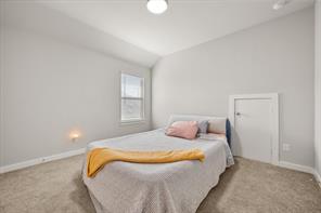 1421 Arciones Road - Photo 15