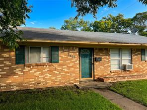 2602 Mayo Street - Photo 2