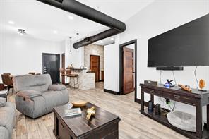 201 W Lancaster Avenue - Photo 10