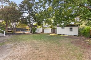 411 S Bowie Drive - Photo 38