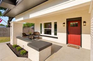 411 S Bowie Drive - Photo 4