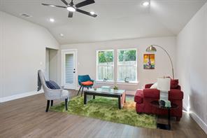 407 Frank Street - Photo 13
