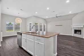 817 Peach Lane - Photo 12