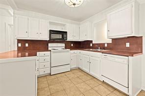 15460 McElroy Road - Photo 14