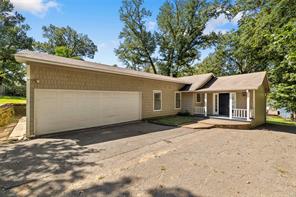 15460 McElroy Road - Photo 2