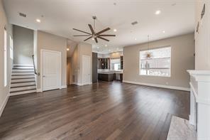 381 E Greenbriar Lane - Photo 14