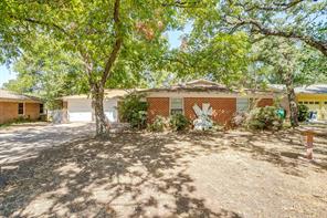 7205 Robinhood Lane - Photo 1