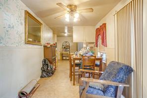 7205 Robinhood Lane - Photo 11