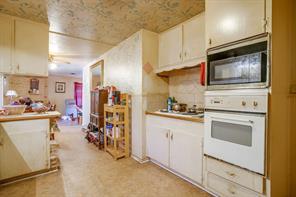 7205 Robinhood Lane - Photo 16