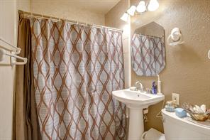 7205 Robinhood Lane - Photo 21